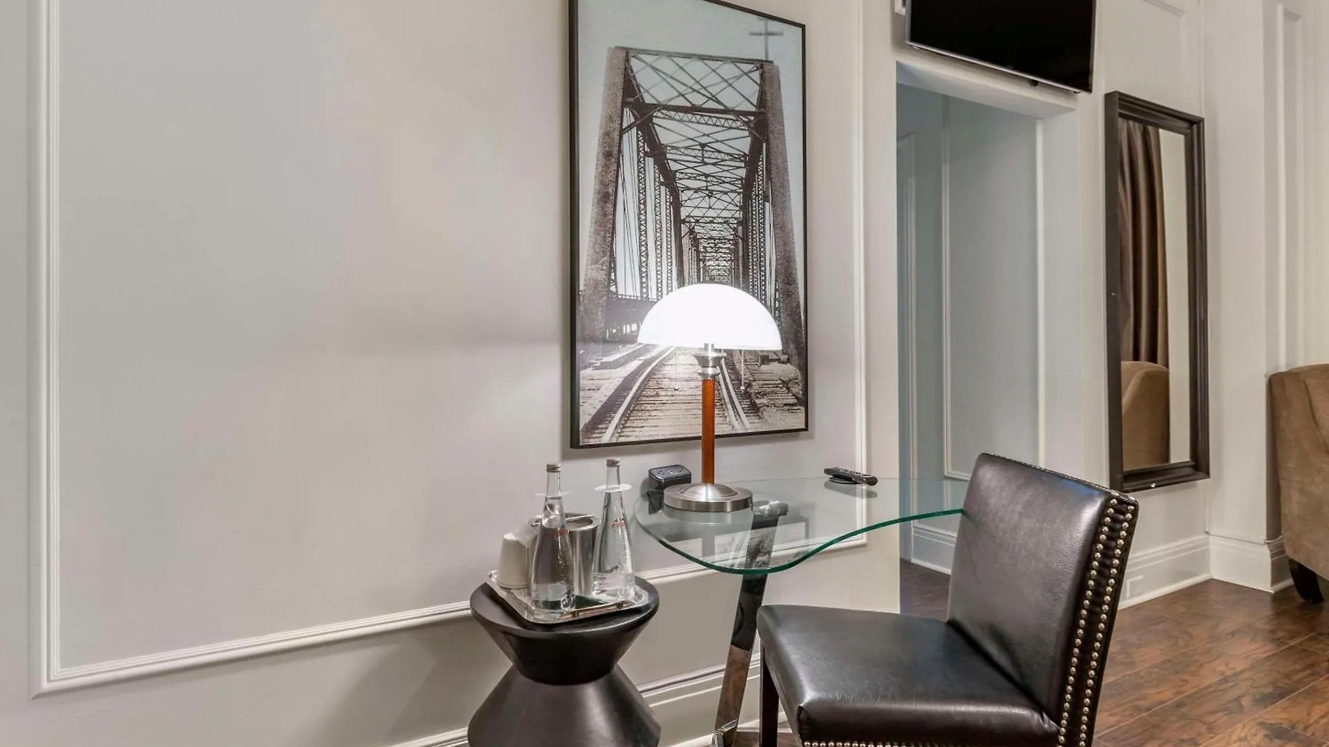 ****  The Fort Garry Hotel Spa And Conference Centre, Ascend Hotel Collection Winnipeg Canada